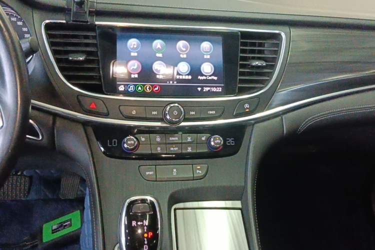 Used Buick LaCrosse 2021 652T Luxury Model Audio And AC Panel