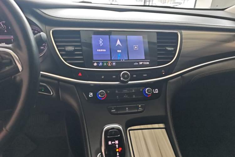 Used Buick LaCrosse 2021 652T Luxury Model Audio And AC Panel