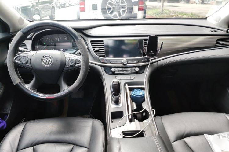 Used Buick LaCrosse 2021 652T Luxury Model Center Console