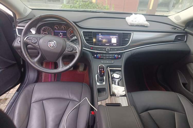 Used Buick LaCrosse 2021 652T Luxury Model Center Console