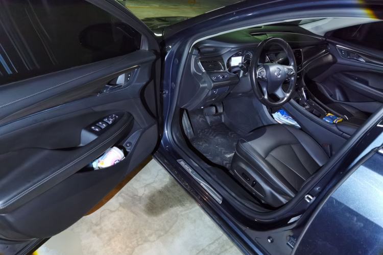 Used Buick LaCrosse 2021 652T Luxury Model Driver Seat