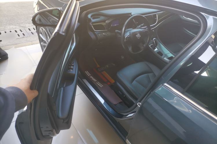 Used Buick LaCrosse 2021 652T Luxury Model Driver Seat
