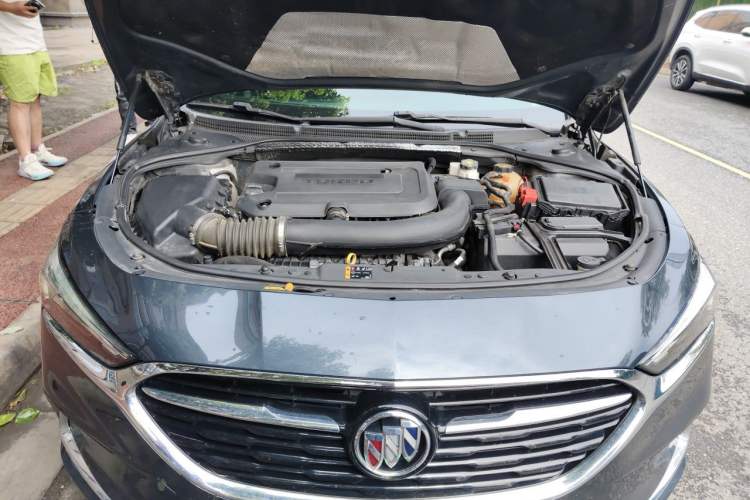 Used Buick LaCrosse 2021 652T Luxury Model Engine Bay