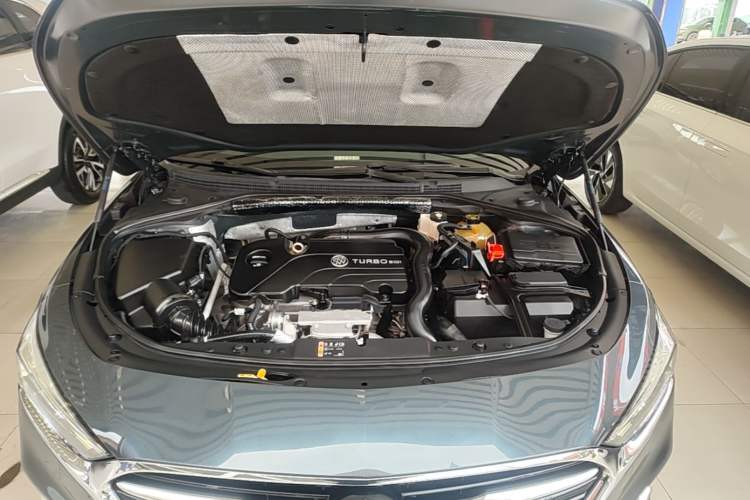 Used Buick LaCrosse 2021 552T Luxury Version Engine Bay