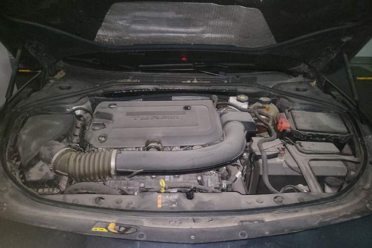 Used Buick LaCrosse 2021 652T Luxury Model Engine Bay