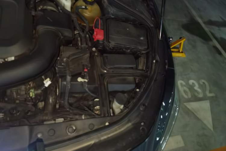 Used Buick LaCrosse 2021 652T Luxury Model Engine Bay Left