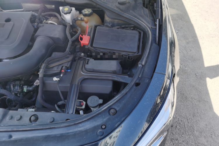 Used Buick LaCrosse 2021 652T Premium Edition Engine Bay Left