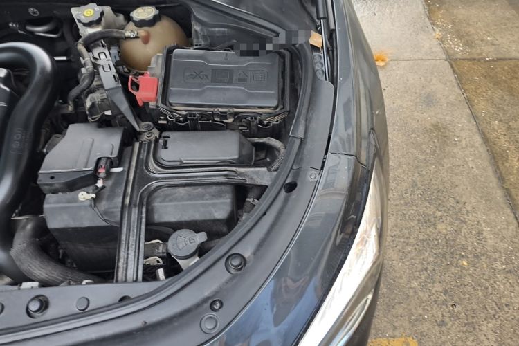 Used Buick LaCrosse 2021 552T Luxury Version Engine Bay Left