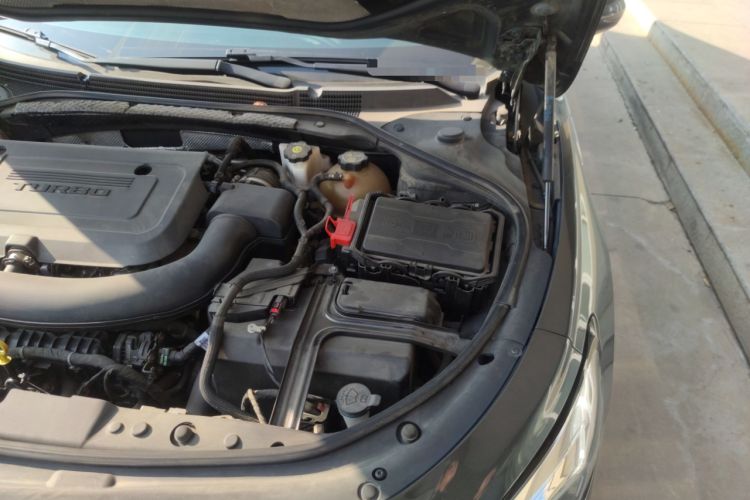 Used Buick LaCrosse 2021 652T Premium Edition Engine Bay Left