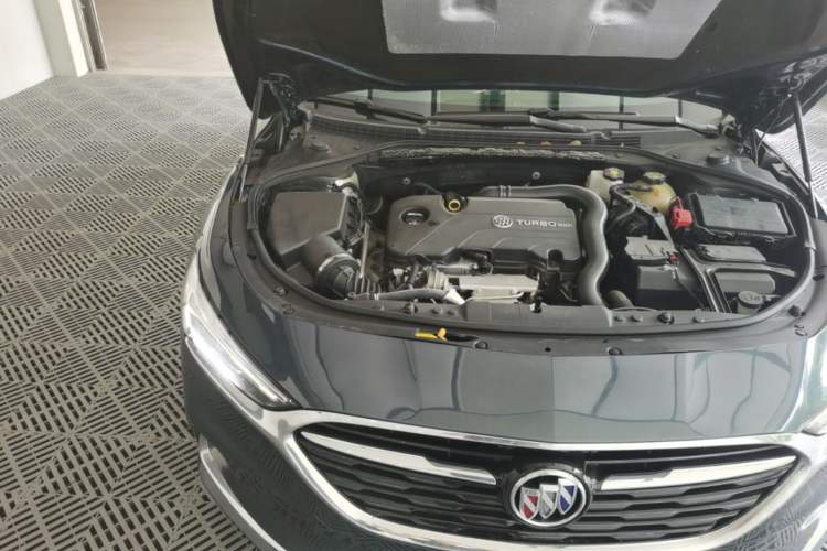 Used Buick LaCrosse 2021 552T Luxury Version Engine Bay Right