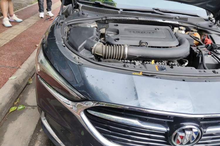 Used Buick LaCrosse 2021 652T Luxury Model Engine Bay Right