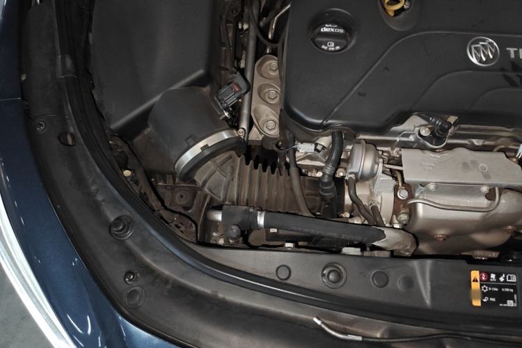 Used Buick LaCrosse 2021 552T Luxury Version Engine Bay Right