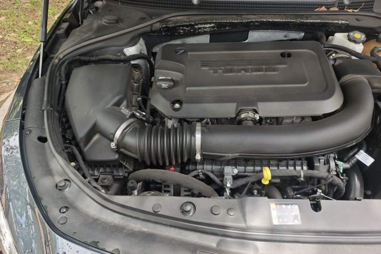 Used Buick LaCrosse 2021 652T Premium Edition Engine Bay Right