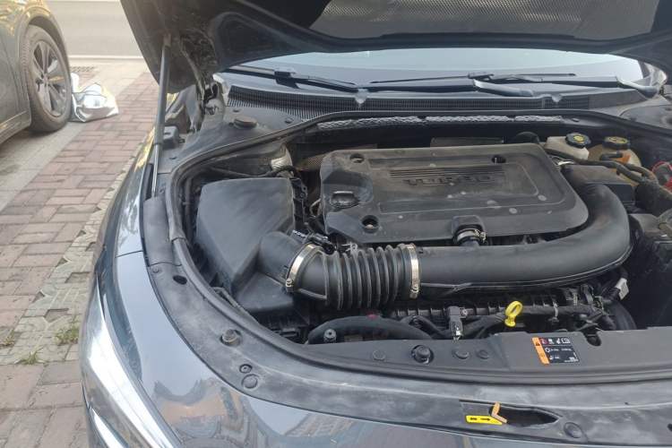 Used Buick LaCrosse 2021 652T Luxury Model Engine Bay Right