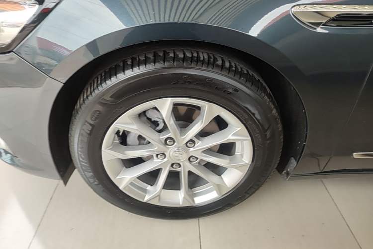 Used Buick LaCrosse 2021 552T Luxury Version Exterior 4