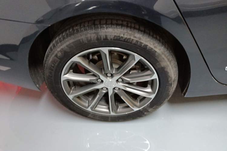 Used Buick LaCrosse 2021 652T Luxury Model Exterior 5