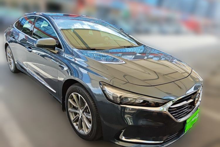 Used Buick LaCrosse 2021 652T Luxury Model Front Right 45 Deg