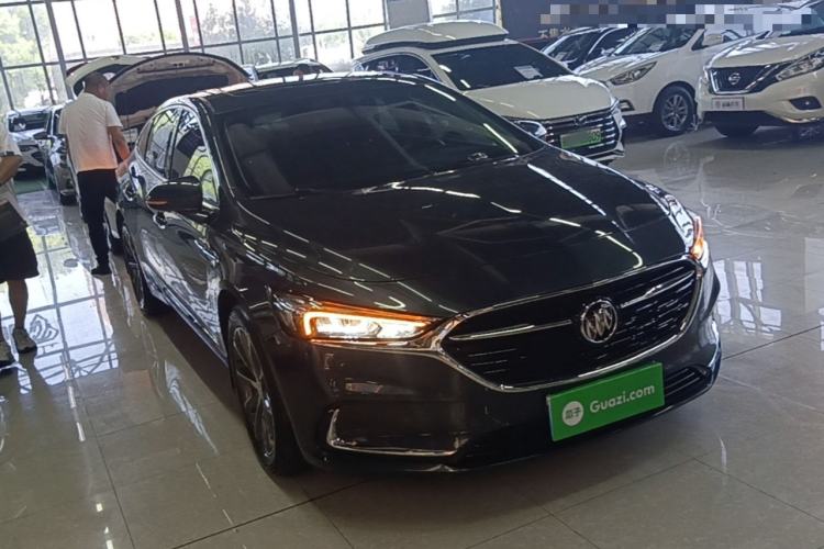 Used Buick LaCrosse 2021 652T Luxury Model Front Right 45 Deg