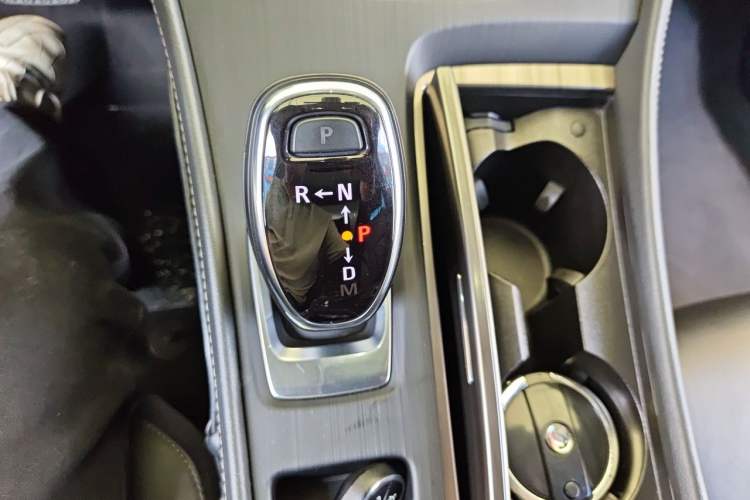 Used Buick LaCrosse 2021 652T Luxury Model Gear Lever