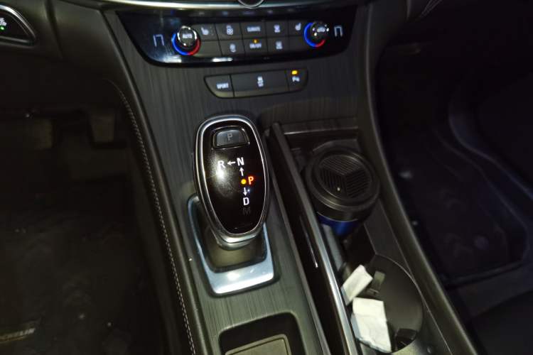 Used Buick LaCrosse 2021 652T Luxury Model Gear Lever
