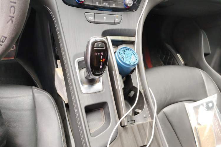 Used Buick LaCrosse 2021 652T Luxury Model Gear Lever