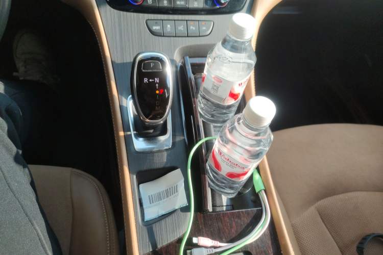 Used Buick LaCrosse 2021 652T Premium Edition Gear Lever