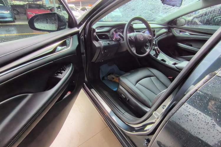 Used Buick LaCrosse 2021 552T Luxury Version Interior 2