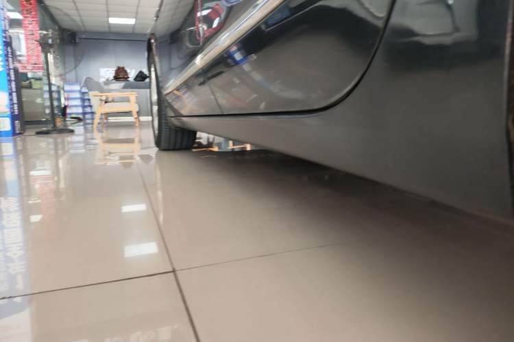Used Buick LaCrosse 2021 552T Luxury Version Left Side Sill
