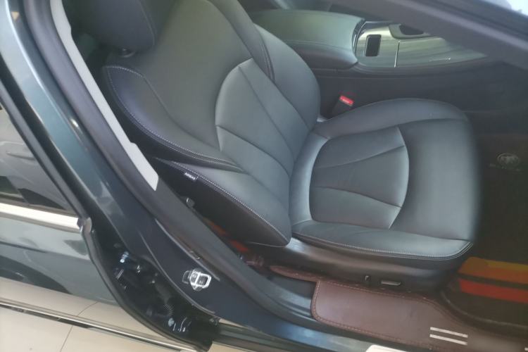 Used Buick LaCrosse 2021 652T Luxury Model Right Front Seat