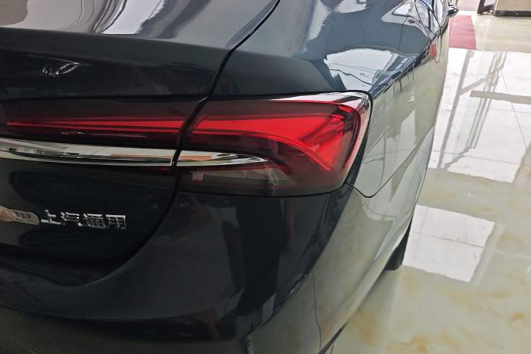 Used Buick LaCrosse 2021 652T Luxury Model Right Rear Taillight
