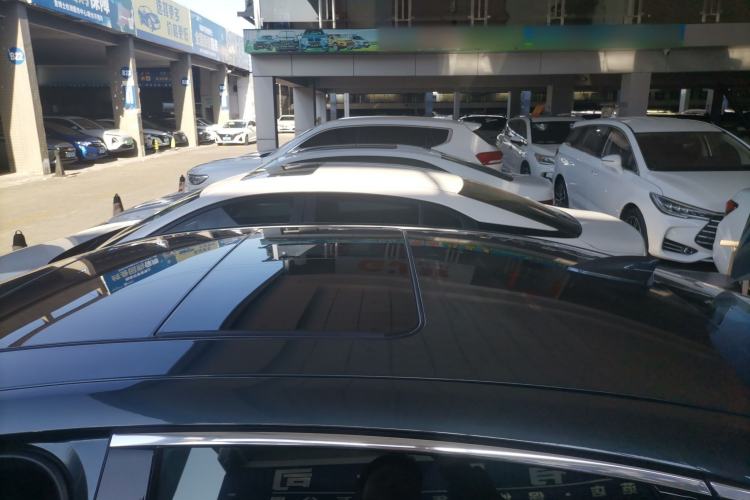 Used Buick LaCrosse 2021 652T Luxury Model Roof