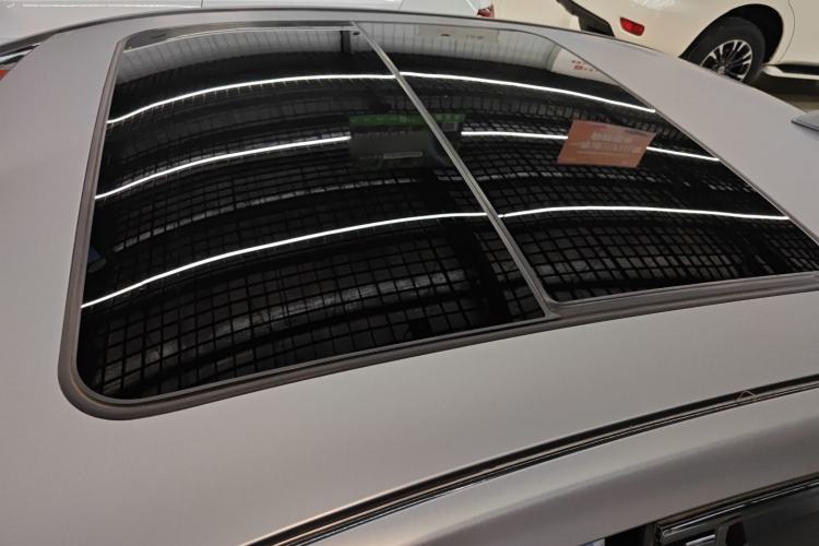 Used Buick LaCrosse 2021 652T Luxury Model Roof