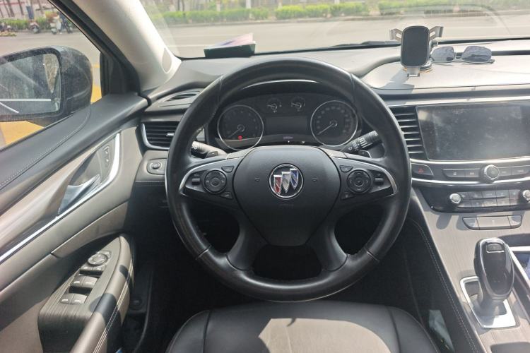 Used Buick LaCrosse 2021 652T Luxury Model Steering Wheel