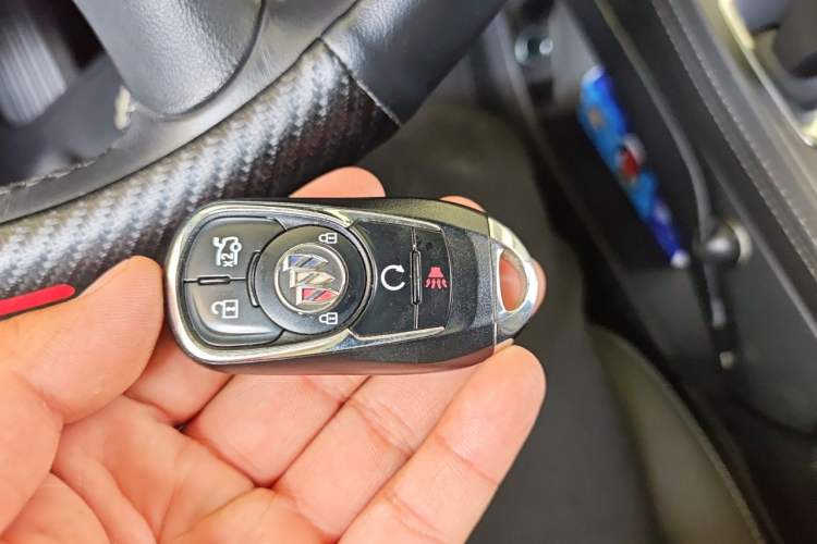 Used Buick LaCrosse 2021 652T Luxury Model Vehicle Key