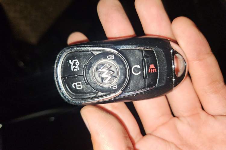 Used Buick LaCrosse 2021 652T Luxury Model Vehicle Key