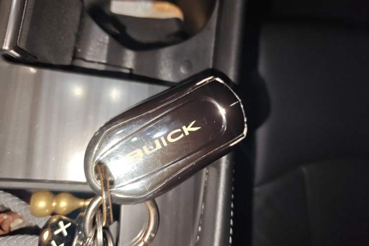 Used Buick LaCrosse 2021 552T Luxury Version Vehicle Key