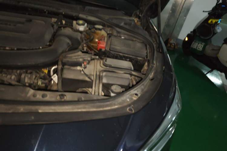 Used Buick LaCrosse 2021 652T Luxury Model Engine Bay Left