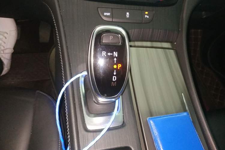 Used Buick LaCrosse 2021 652T Luxury Model Gear Lever