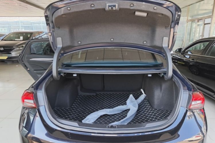 Used Buick LaCrosse 2021 652T Luxury Model Trunk