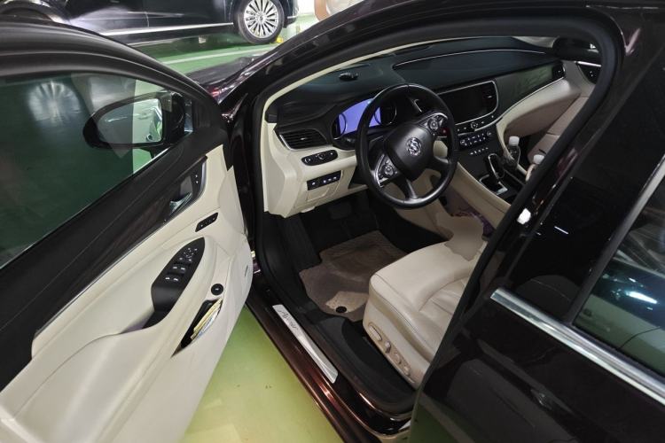 Used Buick LaCrosse 2021 Avenir Avia First-Edition Model Driver Seat