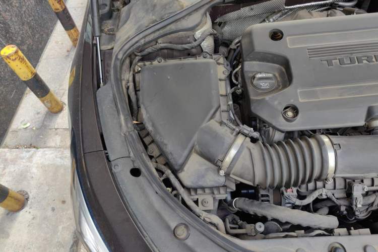 Used Buick LaCrosse 2021 Avenir Aivia Flagship Model Engine Bay Right