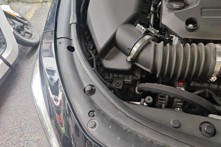 Used Buick LaCrosse 2021 652T Luxury Model Engine Bay Right