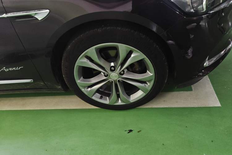 Used Buick LaCrosse 2021 Avenir Avia First-Edition Model Exterior 1