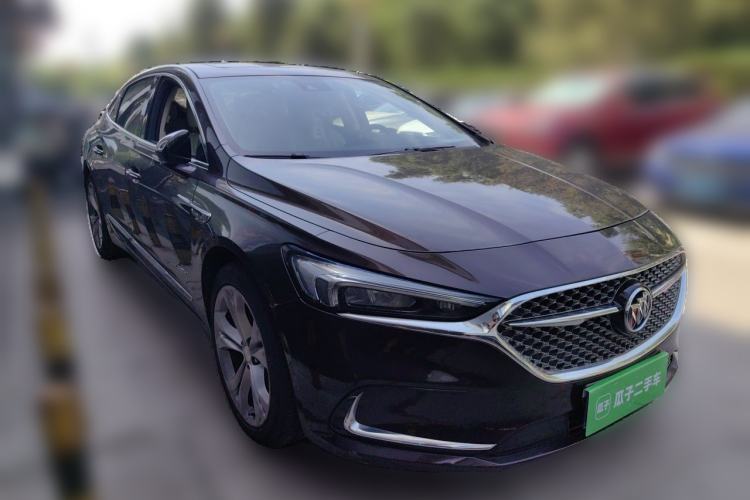 Used Buick LaCrosse 2021 Avenir Aivia Flagship Model Front Right 45 Deg