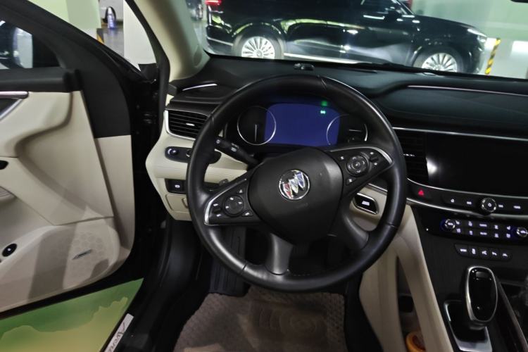 Used Buick LaCrosse 2021 Avenir Avia First-Edition Model Steering Wheel