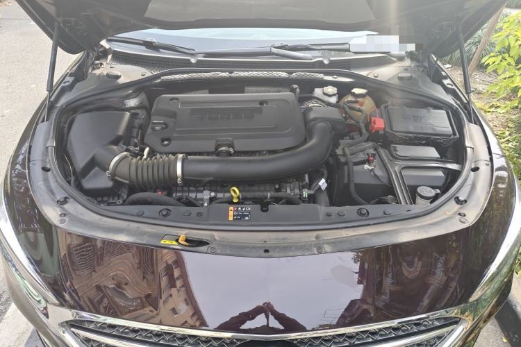Used Buick LaCrosse 2021 Avenir Aivia Flagship Model Engine Bay