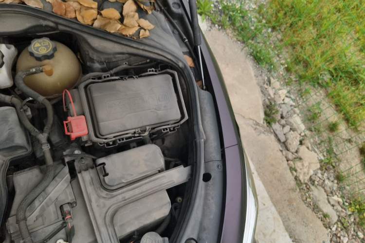 Used Buick LaCrosse 2021 652T Luxury Model Engine Bay Left