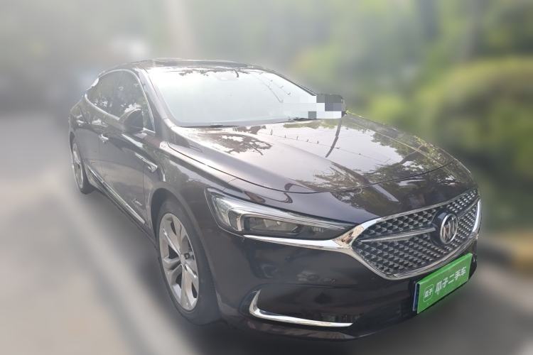 Used Buick LaCrosse 2021 Avenir Aivia Flagship Model Front Right 45 Deg