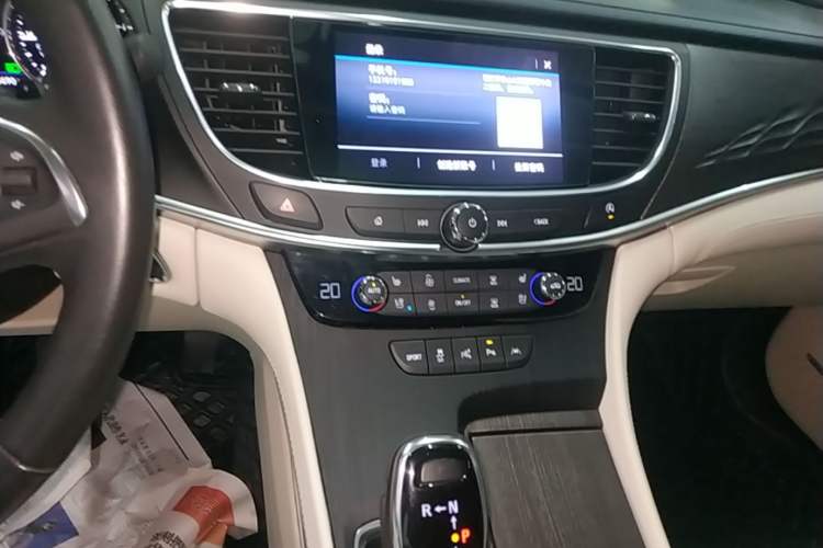 Used Buick LaCrosse 2021 Avenir Aivia Flagship Model Audio And AC Panel