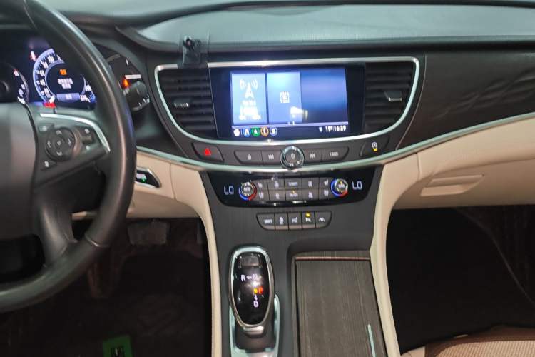 Used Buick LaCrosse 2021 Avenir Avia First-Edition Model Audio And AC Panel